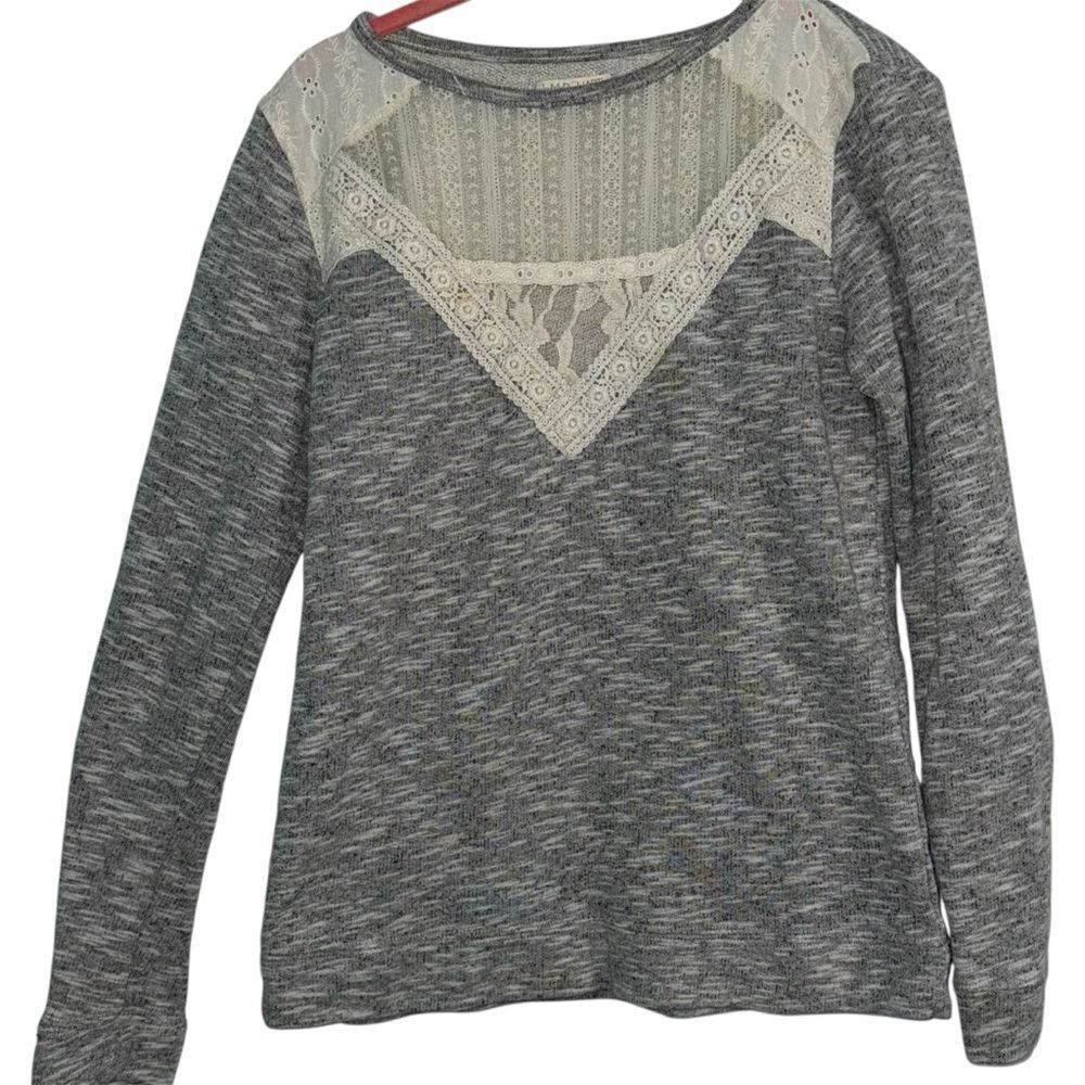 Wild Heart Gray Lace Trim Top M — Coquette Balletcore Bow Detail